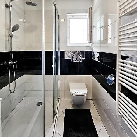 Maki I Mila Stinjan Daire Pula