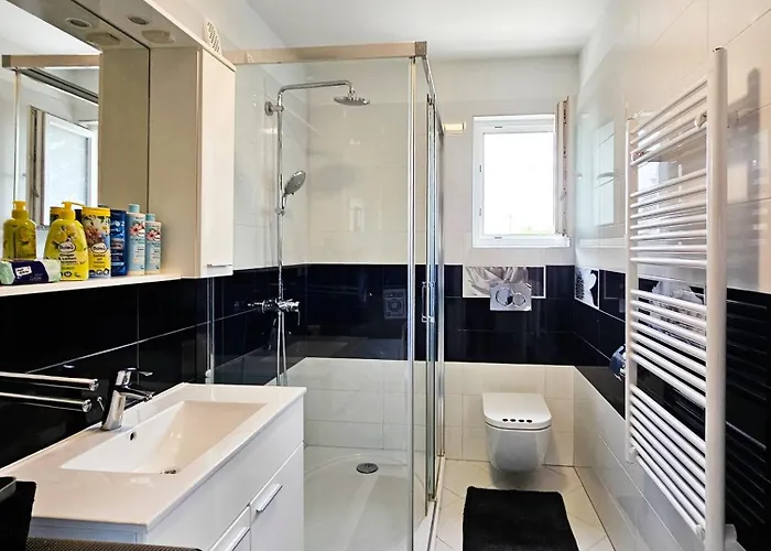 Maki I Mila Stinjan Apartament