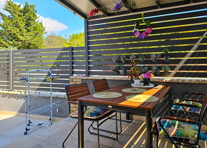 Apartament Maki I Mila Stinjan *